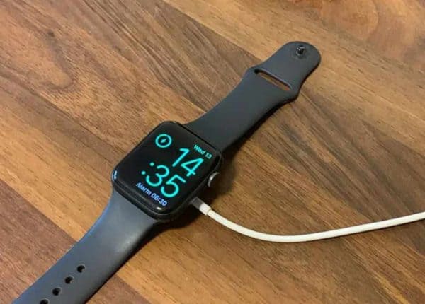 6-ways-to-charge-apple-watch-without-charger-2023